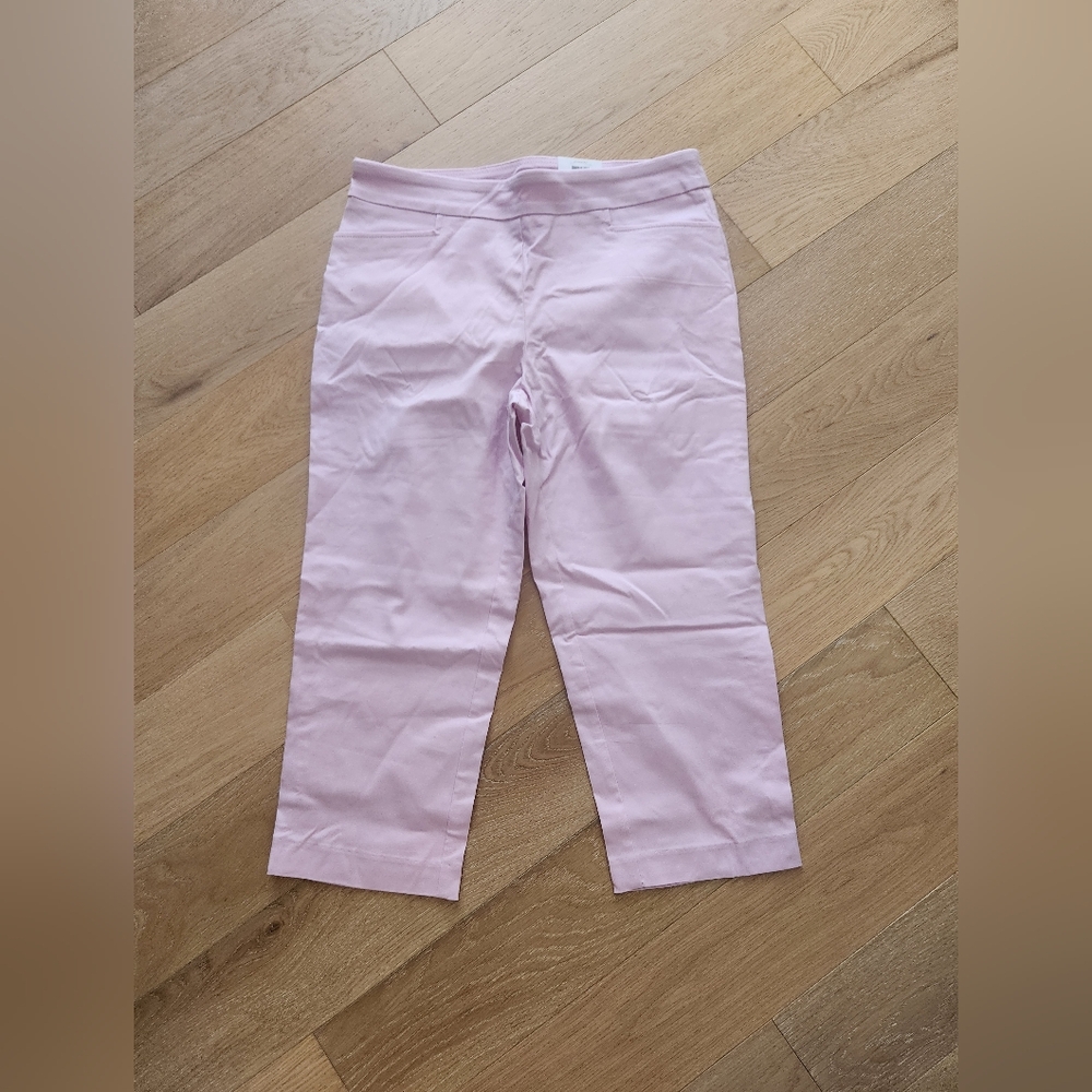 TIME AND TRU | NWT Pink stretch capris